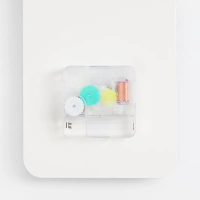 Часы Brevity, белые