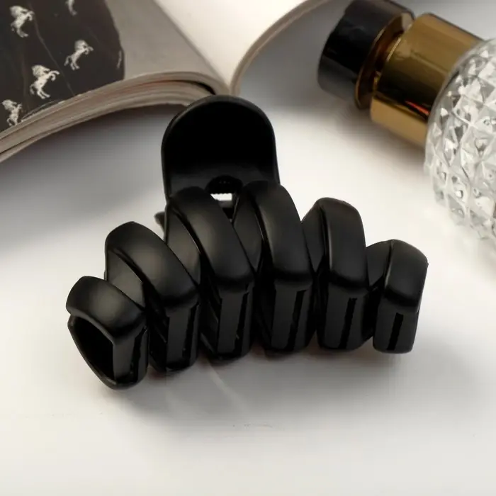 Крабик для волос «Матовый», геометрия люкс, 7.5 см, чёрный Крабик для волос «Матовый», геометрия люкс, 7.5 см, чёрный