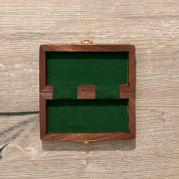 Шахматы карманные, доска 12,5х12,5 см, дерево шишам Шахматы карманные, доска 12,5х12,5 см, дерево шишам