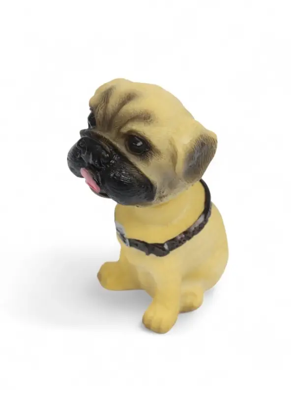 Игрушка на панель автомобиля &laquo;Собака качающая головой&raquo; мопс