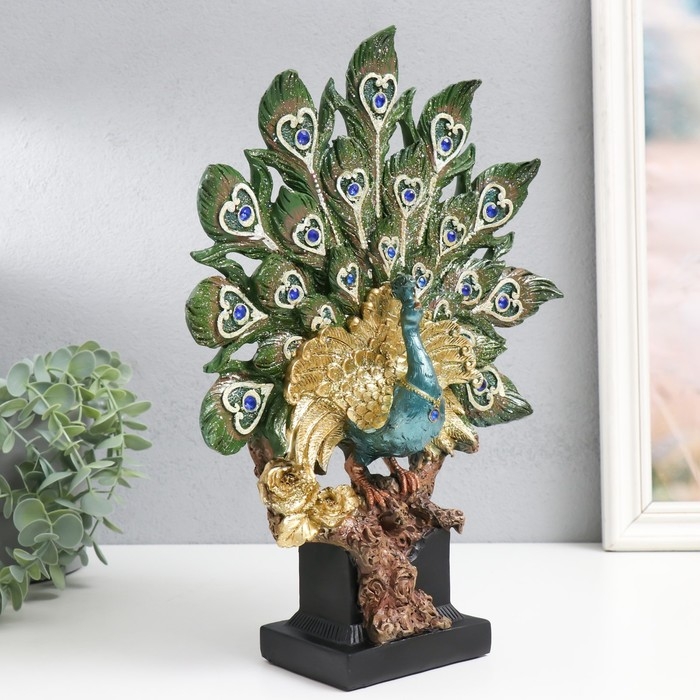 Сувенир полистоун "Павлин с зелёным хвостом с перьями-сердцами, сапфир" 25,5х9х33 см
