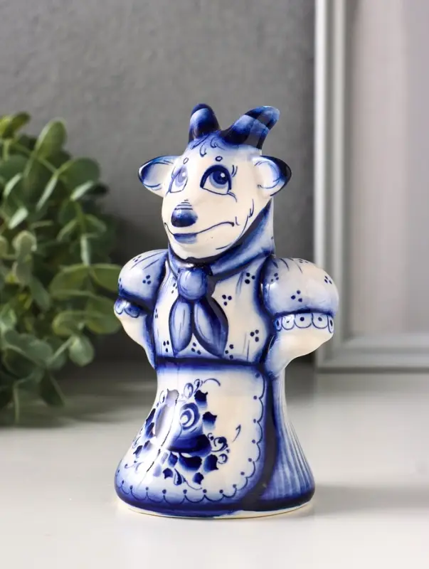 Фигурка фарфор &laquo;Коза Глаша&raquo;, 14 см, гжель