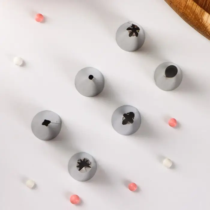 Набор насадок кондитерских Доляна, d=1.7 см, 6 шт., форма МИКС Набор насадок кондитерских Доляна, d=1.7 см, 6 шт., форма МИКС