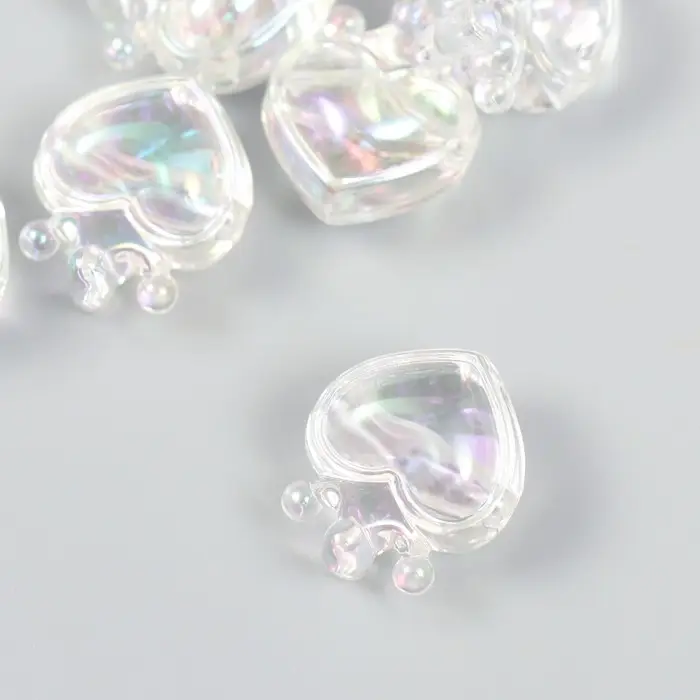 Бусина для рукоделия и плетения «Арт Узор. Сердечко с короной прозрачный перламутр», пластик, 2.1×1.4×2.5 см