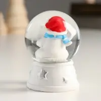 Снежный шар новогодний стеклянный &laquo;Снеговик в красном колпаке, с подарком&raquo;, d=4.5 см, 6&times;4.5&times;4.5 см