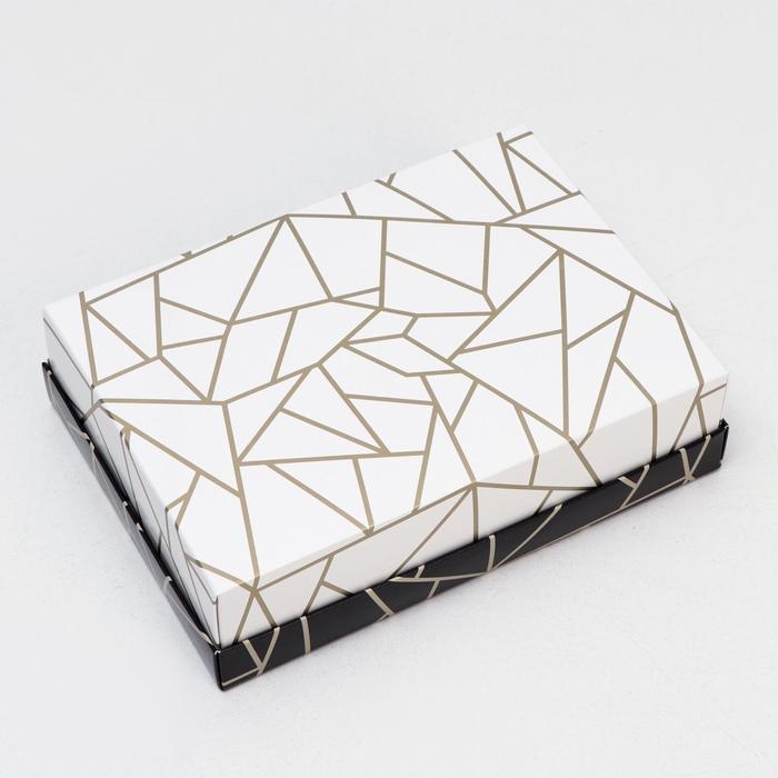 Коробка подарочная «Осколки», черно-белые, 21 х 15 х 5 см Коробка подарочная «Осколки», черно-белые, 21 х 15 х 5 см