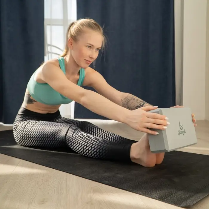 Блок для йоги Sangh, 23х15х8 см, цвет серый Блок для йоги Sangh, 23х15х8 см, цвет серый