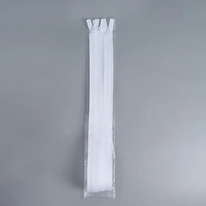 Молния «Спираль», №7, разъёмная, водонепроницаемая, замок автомат, 70 см, белая Молния «Спираль», №7, разъёмная, водонепроницаемая, замок автомат, 70 см, белая