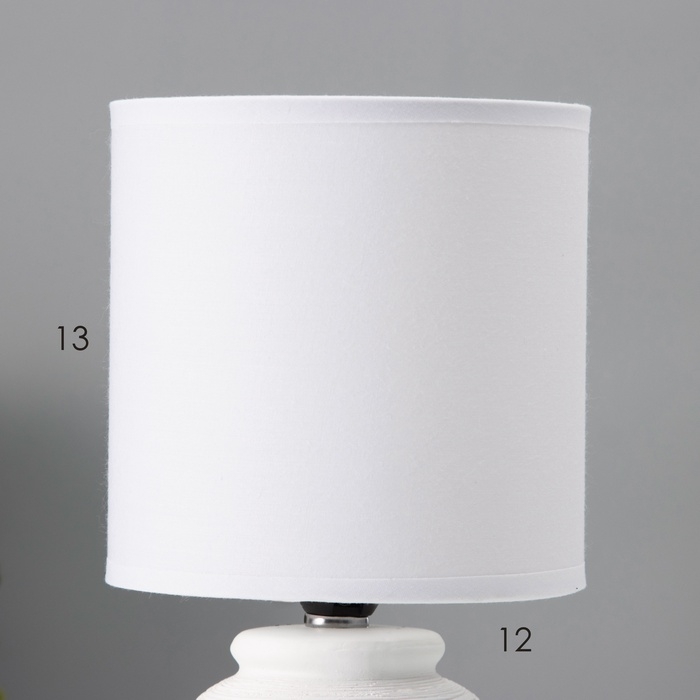 Настольная лампа с абажуром RISALUX «Анджело», Е14, 40 Вт, белый, 13×13×29 см Настольная лампа с абажуром RISALUX «Анджело», Е14, 40 Вт, белый, 13×13×29 см