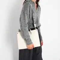 Сумка женская тоут на молнии, 31&times;10.5&times;25 см, белый