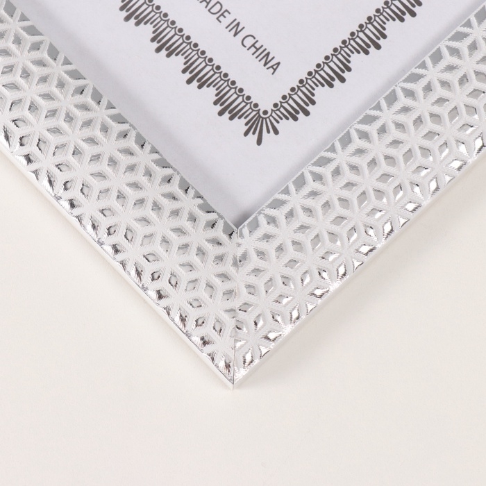 Фоторамка пластик формат А4 Фоторамка пластик формат А4 "Серебристые кристаллы" белая 1,3х25,4х34,1 см