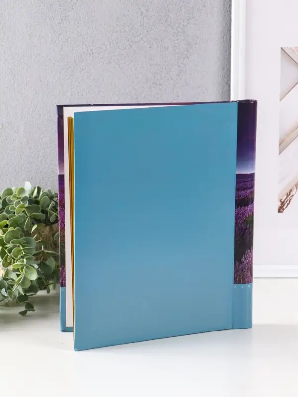 Фотоальбом 10 магнитных листов Фотоальбом 10 магнитных листов "Лавандовое поле" 23X28см, пер-т внутр.спираль