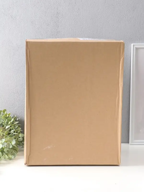 Фигура "Девочка на скамейке" бронза, 46х31х22 см