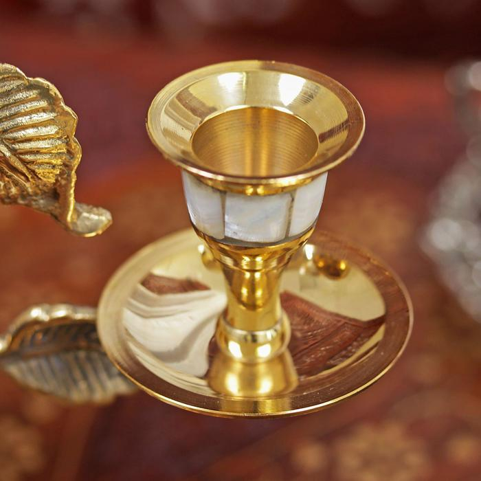 Подсвечник латунь на 3 свечи 21 см Подсвечник латунь на 3 свечи 21 см "Стебель"