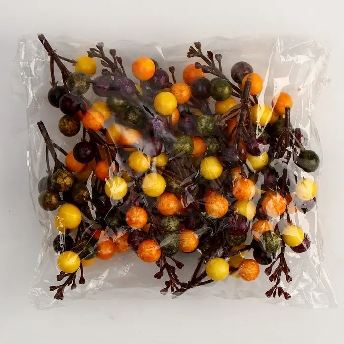 Декор «Ягодки», размер 3×4,5×11 см