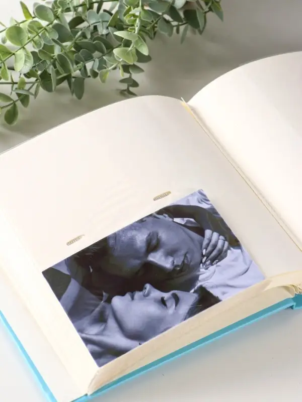 Фотоальбом 200 фото 10X15см, "Малыш", голубой,бум.карм.с мемо, книжн. пер-т