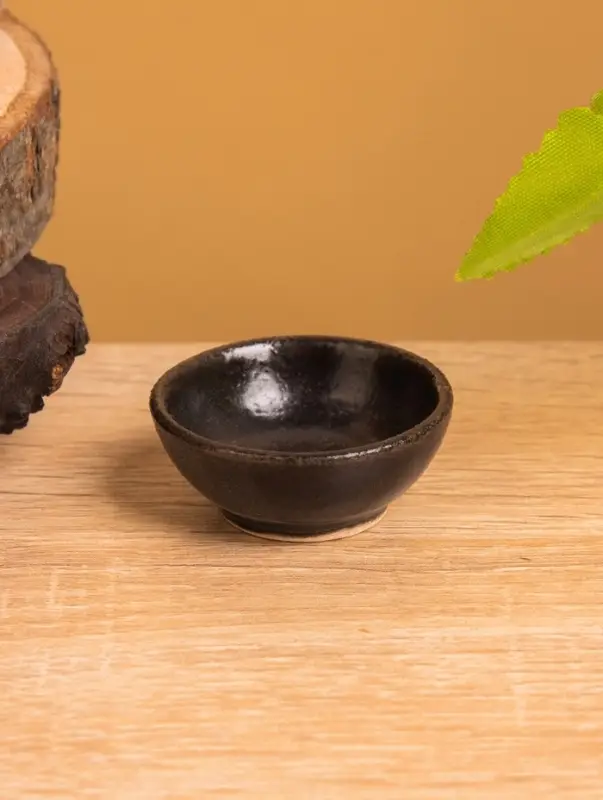 Соусник, 4.5×4.5×2 см, керамика, чёрный матовый Соусник, 4.5×4.5×2 см, керамика, чёрный матовый