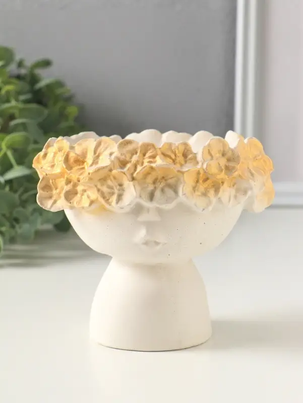 Подставка для мелочей &laquo;Девушка в цветах&raquo;, 10&times;11 см, белая с позолотой