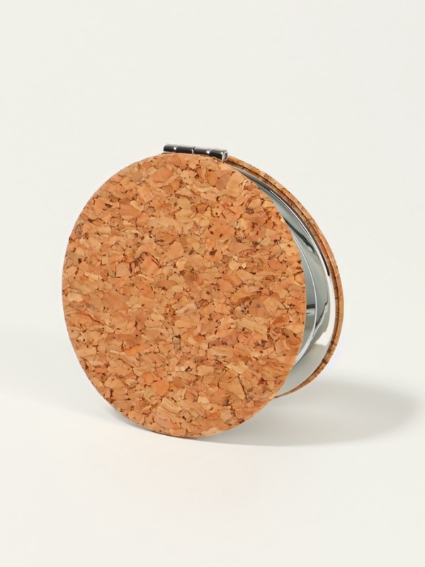 Зеркало складное, d = 7,2 см, с увеличением, цвет коричневый/оранжевый Зеркало складное, d = 7,2 см, с увеличением, цвет коричневый/оранжевый