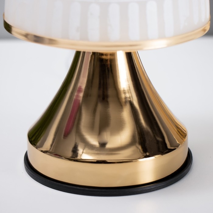 Аромасветильник сенсорный Аромасветильник сенсорный "Сердце" G9 40Вт золото 13х13х23 см RISALUX