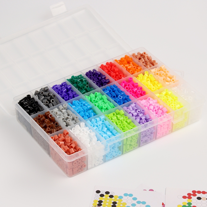 Термомозаика, 24 цвета, 4300 бусин, 2 колечка, заколки 3 шт., основы 3 шт., брелоки 4 шт. Термомозаика, 24 цвета, 4300 бусин, 2 колечка, заколки 3 шт., основы 3 шт., брелоки 4 шт.