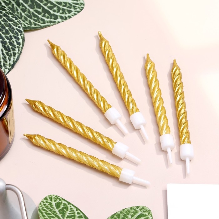 Свечи в торт с подставками, золотые, средние, набор 6 шт, 8 см Свечи в торт с подставками, золотые, средние, набор 6 шт, 8 см