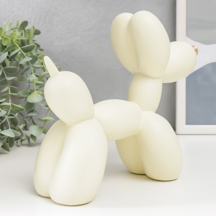 Сувенир полистоун Сувенир полистоун "Воздушный шарик - собачка с золотым носиком" сливочный 7,5х20,5х17,5 см