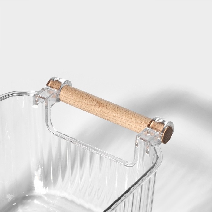 Контейнер для хранения с ручкой LaDо́m «Кристалл», 28,5×15,3×11 см, цвет прозрачный Контейнер для хранения с ручкой LaDо́m «Кристалл», 28,5×15,3×11 см, цвет прозрачный