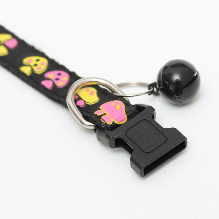 Ошейник двухслойный с фастексом Ошейник двухслойный с фастексом "Грибы" 30 х 1 см, чёрный