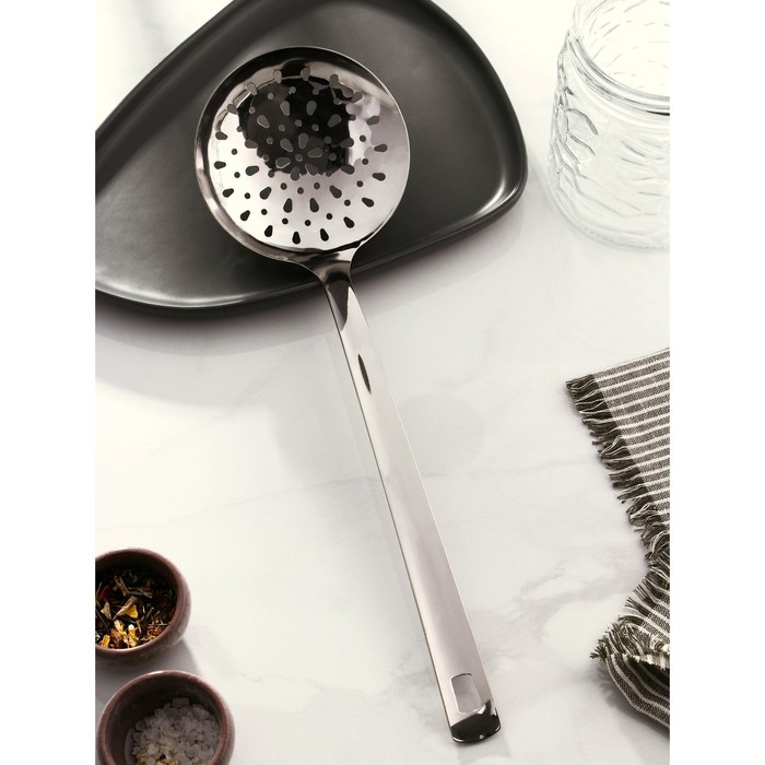 Шумовка из нержавеющей стали Доляна Everyday, 38×11,5 см, толщина 3 мм, цвет серебряный Шумовка из нержавеющей стали Доляна Everyday, 38×11,5 см, толщина 3 мм, цвет серебряный