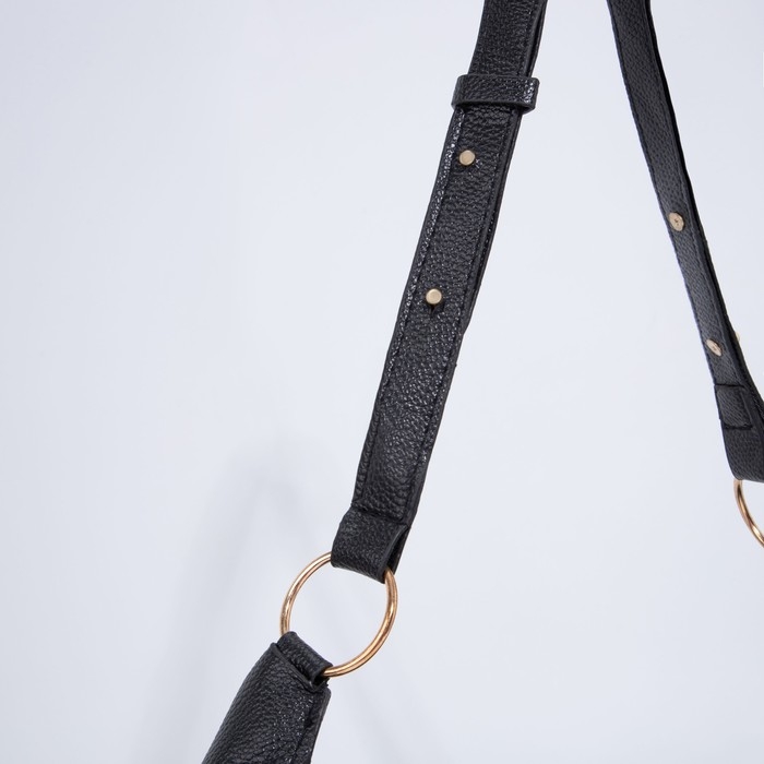 Сумка-багет на молнии, цвет черный Сумка-багет на молнии, цвет черный