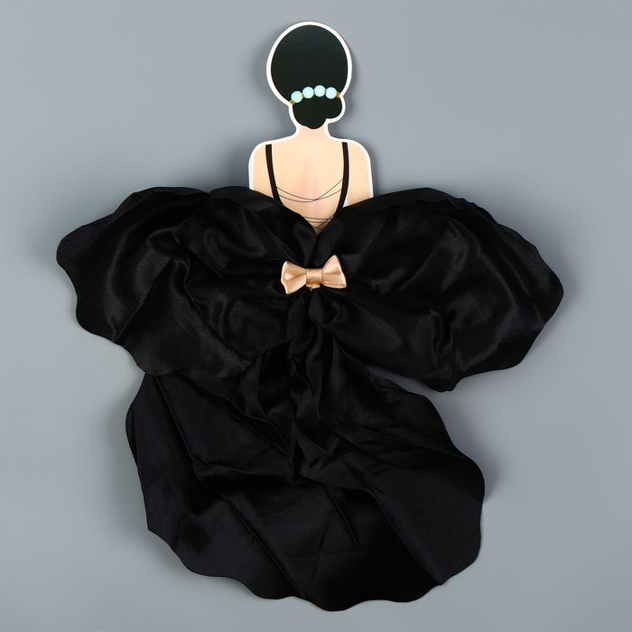 Топпер «Красотка в чёрном» Топпер «Красотка в чёрном»
