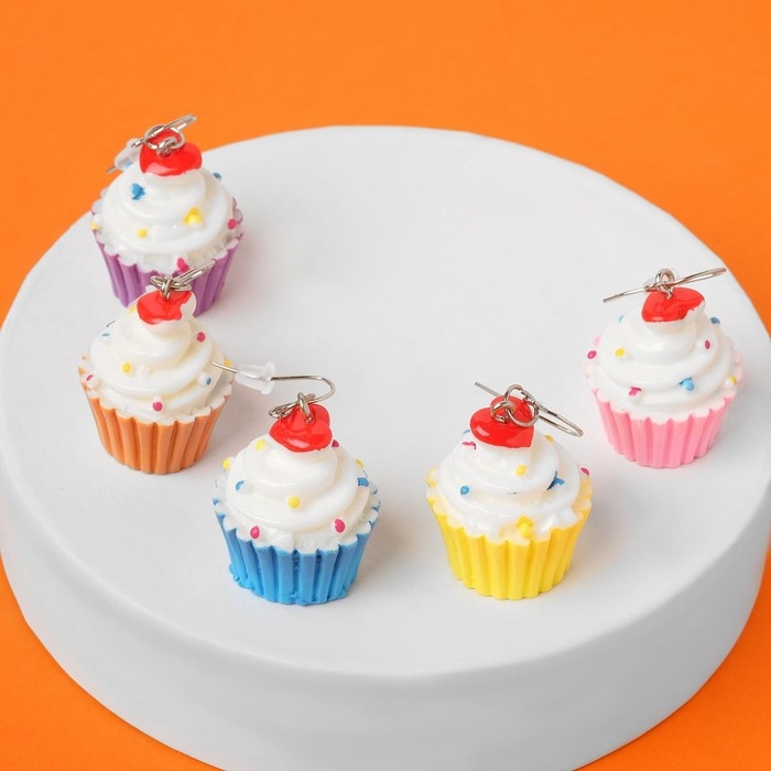 Серьги пластик «Вкусности» капкейк, цвет МИКС Серьги пластик «Вкусности» капкейк, цвет МИКС
