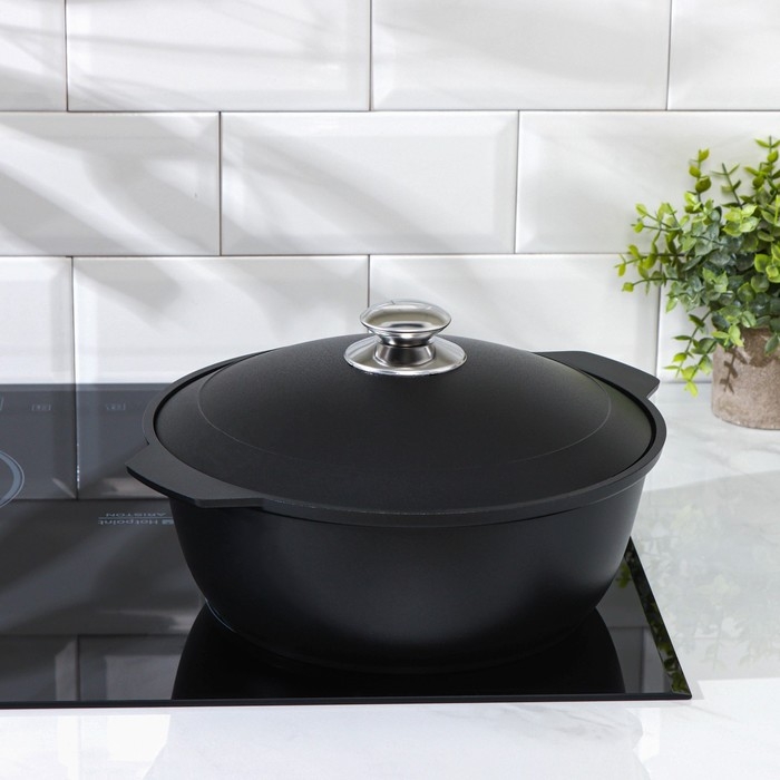 Жаровня «Традиция», 4 л, d=28 см, h=11 см, алюминиевая крышка, антипригарное покрытие, цвет чёрный Жаровня «Традиция», 4 л, d=28 см, h=11 см, алюминиевая крышка, антипригарное покрытие, цвет чёрный