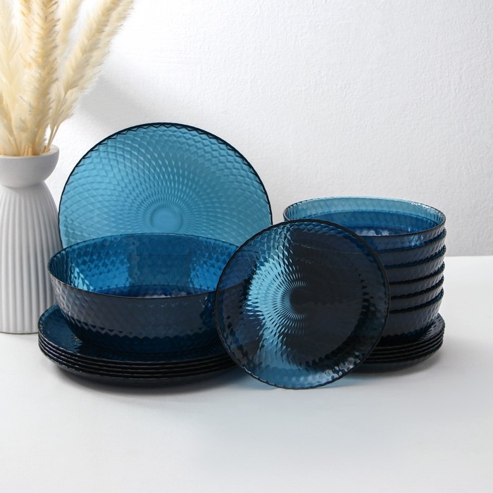 Набор столовый стеклянный «Идиллия», 19 предметов: 6 тарелок d=25 см, 6 тарелок d=19 см, 6 тарелок d=18 см, салатник d=23 см, цвет лондон топаз Набор столовый стеклянный «Идиллия», 19 предметов: 6 тарелок d=25 см, 6 тарелок d=19 см, 6 тарелок d=18 см, салатник d=23 см, цвет лондон топаз