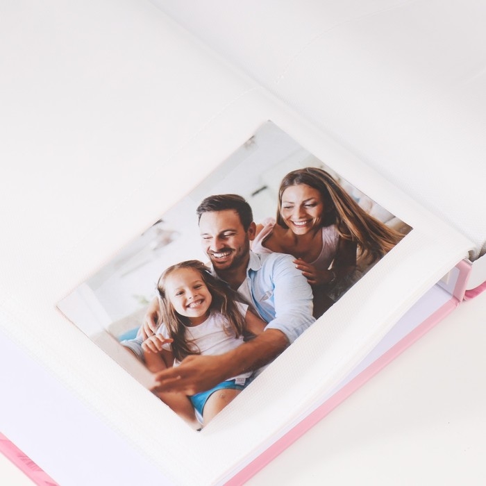 Фотоальбом на 200 фото 13х18 см Фотоальбом на 200 фото 13х18 см "Пёрышки в дымке" в коробке МИКС 5,5х23х29,5 см