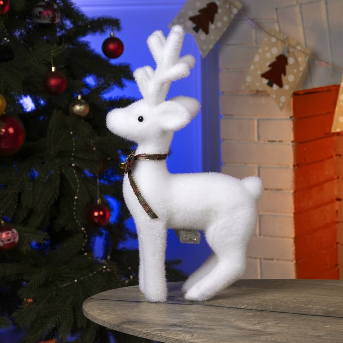 Светодиодная фигура «Олень» 26 × 45 × 12 см, флок, батарейки ААх2 (не в комплекте), свечение тёплое белое Светодиодная фигура «Олень» 26 × 45 × 12 см, флок, батарейки ААх2 (не в комплекте), свечение тёплое белое