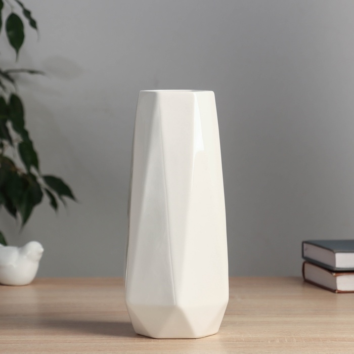Керамическая ваза декоративная настольная «Герберт», для цветов, сухоцветов, d-7 см, 24×10 см, белый Керамическая ваза декоративная настольная «Герберт», для цветов, сухоцветов, d-7 см, 24×10 см, белый