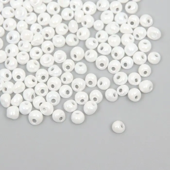 Бисер стекло 4 мм  Бисер стекло 4 мм "Капелька. Белое облако" 10 гр