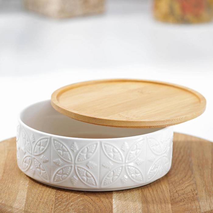 Банка для сыпучих продуктов BellaTenero &laquo;Листья&raquo;, 500 мл, 13&times;9.5 см, с бамбуковой крышкой, фарфор, белая