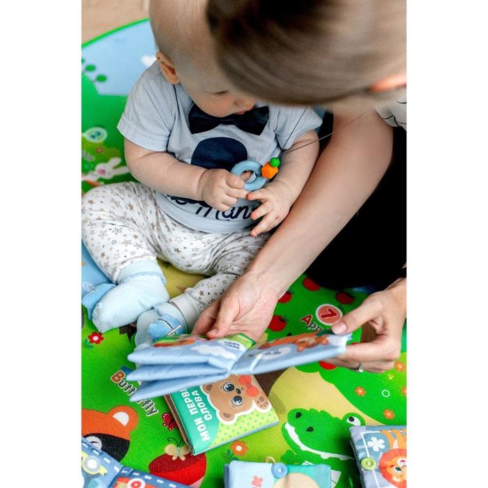 Книжка - шуршалка «Зоопарк», 12*12 см Книжка - шуршалка «Зоопарк», 12*12 см