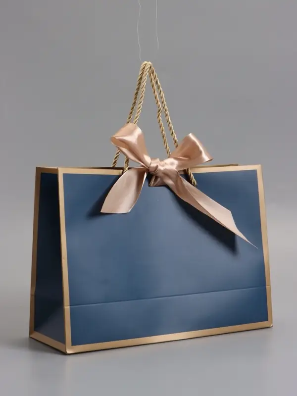 Пакет подарочный, черный , с бантом, 28 х 20 х 10 см