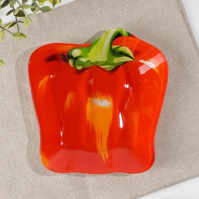 Блюдо стеклянное сервировочное Доляна «Перчик», цвет красный, 16×15 см Блюдо стеклянное сервировочное Доляна «Перчик», цвет красный, 16×15 см