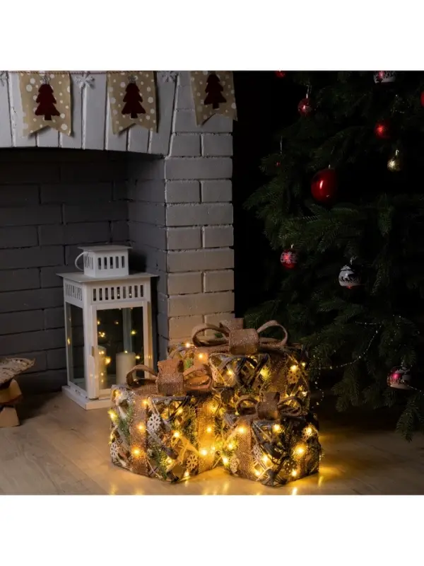 Светодиодная фигура &laquo;Подарки с еловой веткой&raquo; 15, 20, 25 см, текстиль, металл, от батареек AAх2, свечение тёплое белое