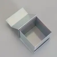 Коробка подарочная 11 х 11 х 11 см Голография