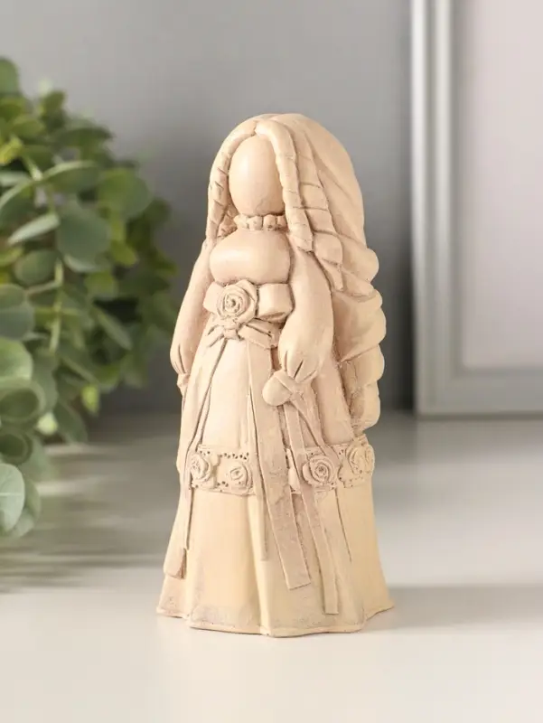 Фигурка - оберег &laquo;Берегиня манилка на любовь&raquo;, 13&times;5 см, бежевая, с эффектом состаривания