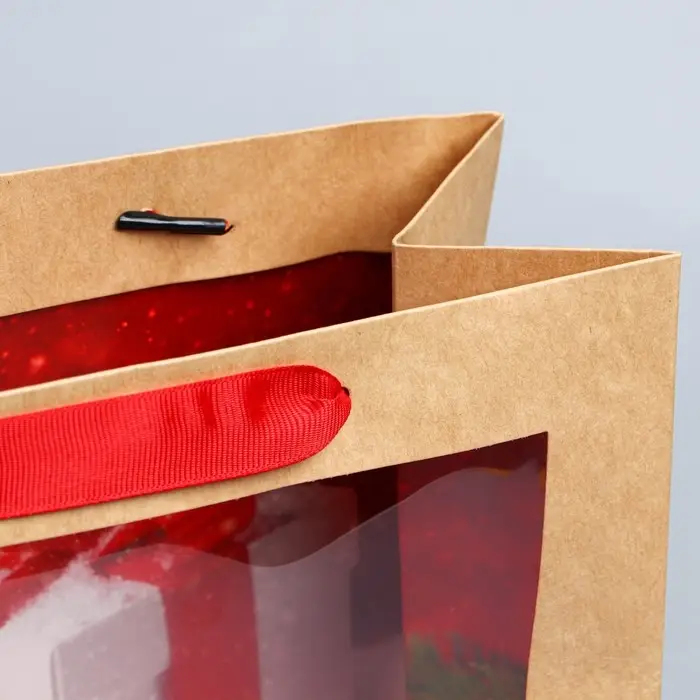 Пакет подарочный новогодний крафтовый с пластиковым окном &laquo;Новогодний подарок&raquo;, 24 х 20 х 11см