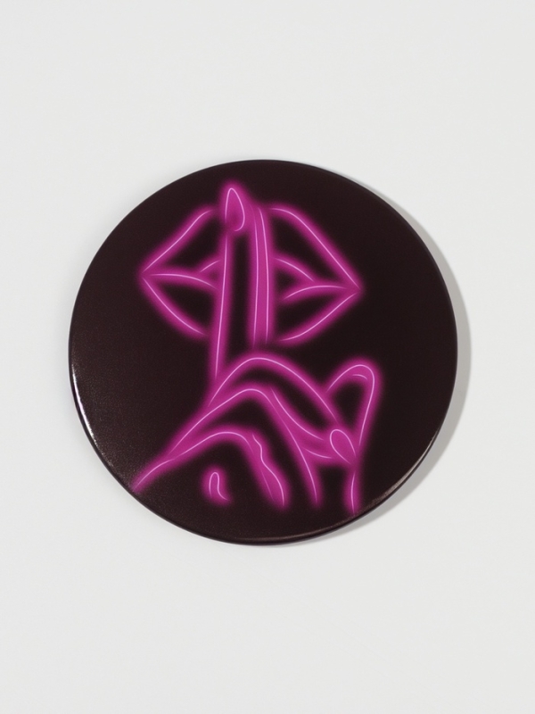 Зеркало (1) б/увел GRL PWR d7см металл/бумага губы PVC/короб QF Зеркало (1) б/увел GRL PWR d7см металл/бумага губы PVC/короб QF