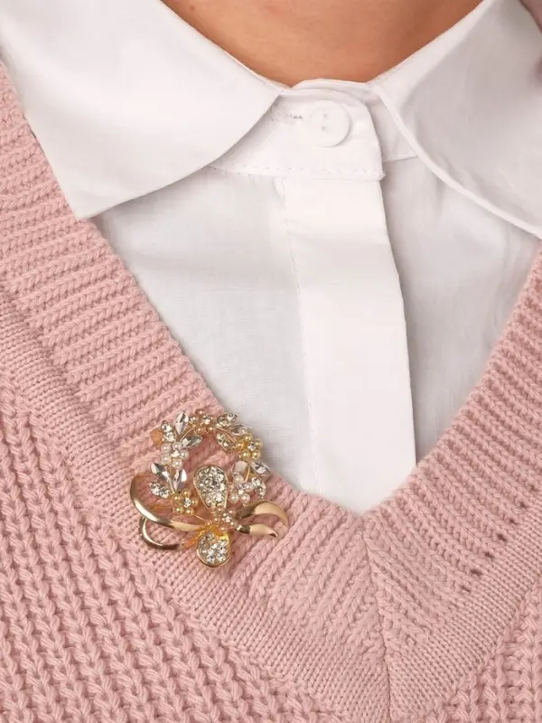 Брошь &laquo;Жемчужный венок&raquo;, с бантом, коричневая в золоте