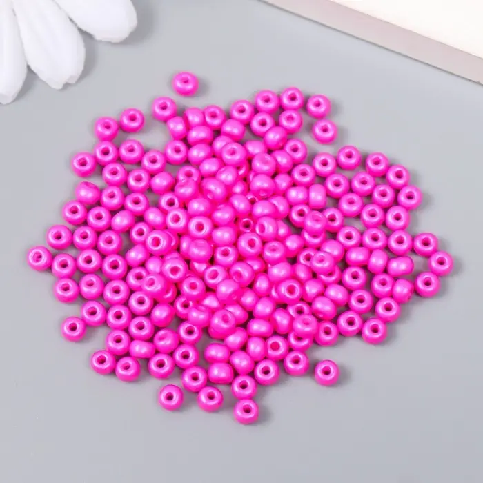 Бисер стекло 6/0  Бисер стекло 6/0 "Неоново-розовый" 15 гр